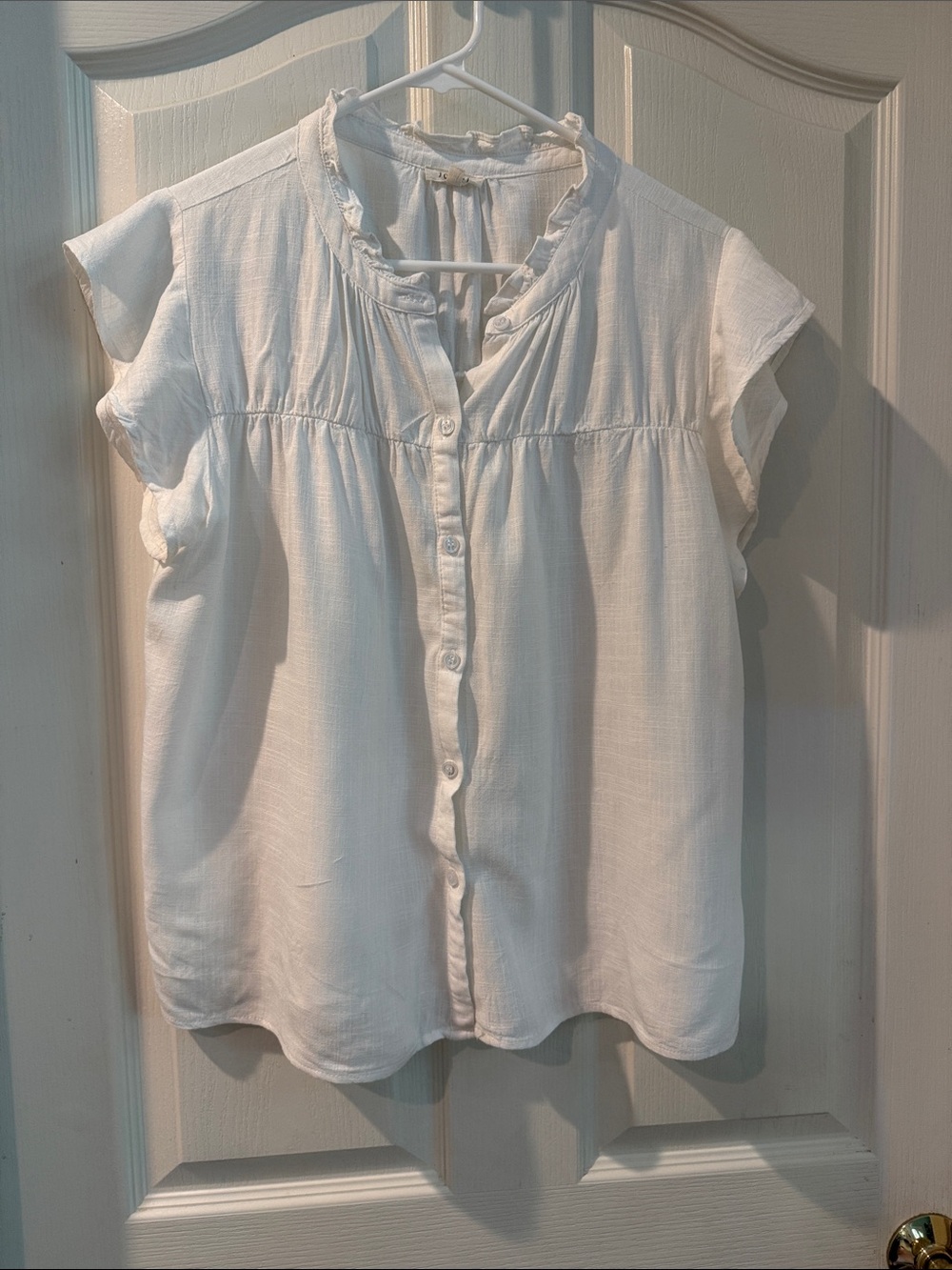 JODIFL White Ruffled Neck Linen-Blend Blouse